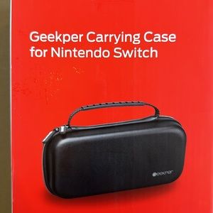 Geekper Nintendo Switch carrying case